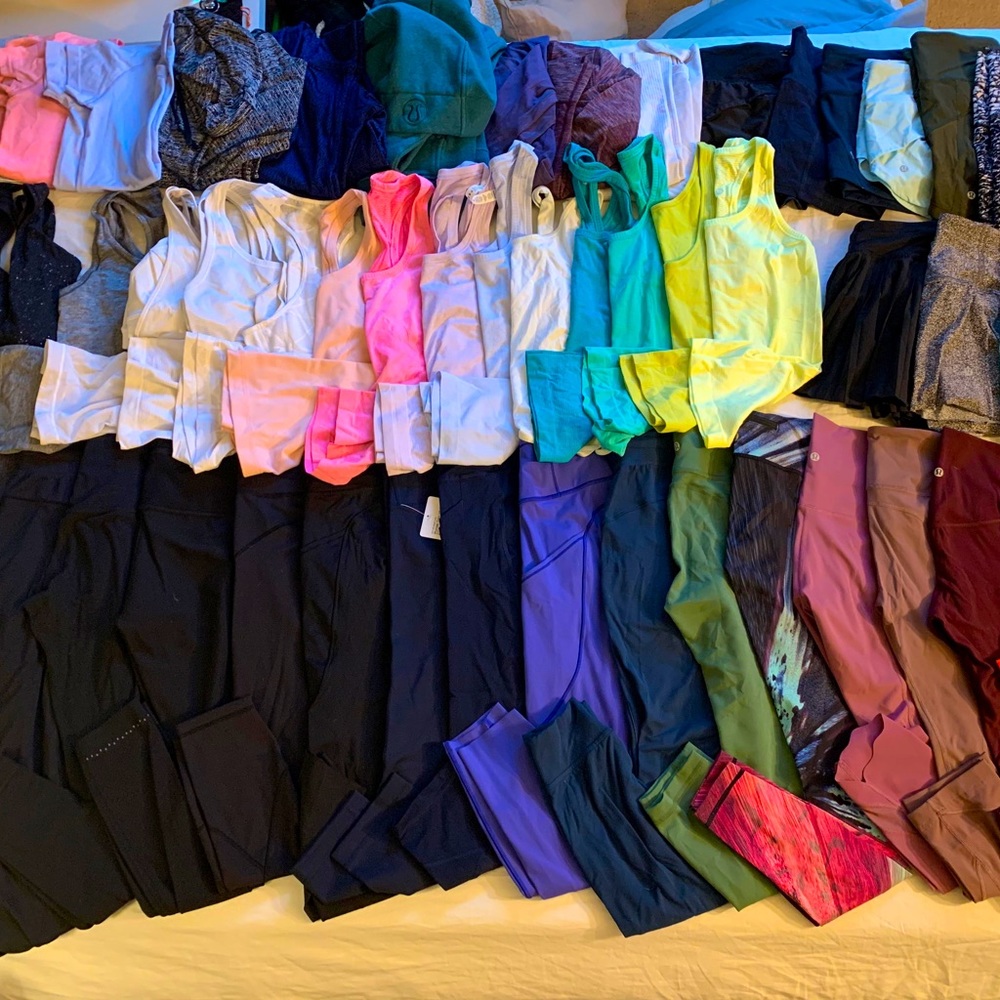 1 Lululemon mystery item